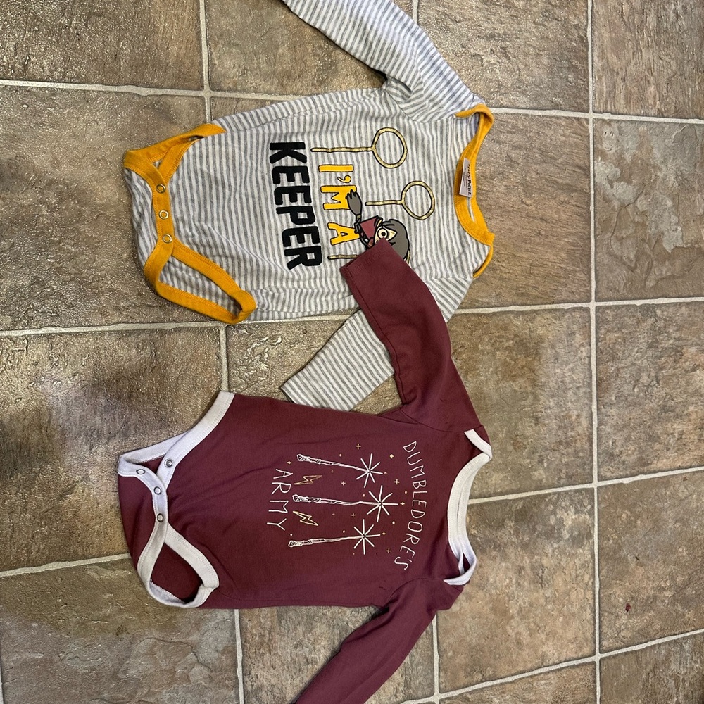 Bundle Harry Potter 18mo onesie set